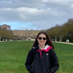 Meet your Posher, Darien